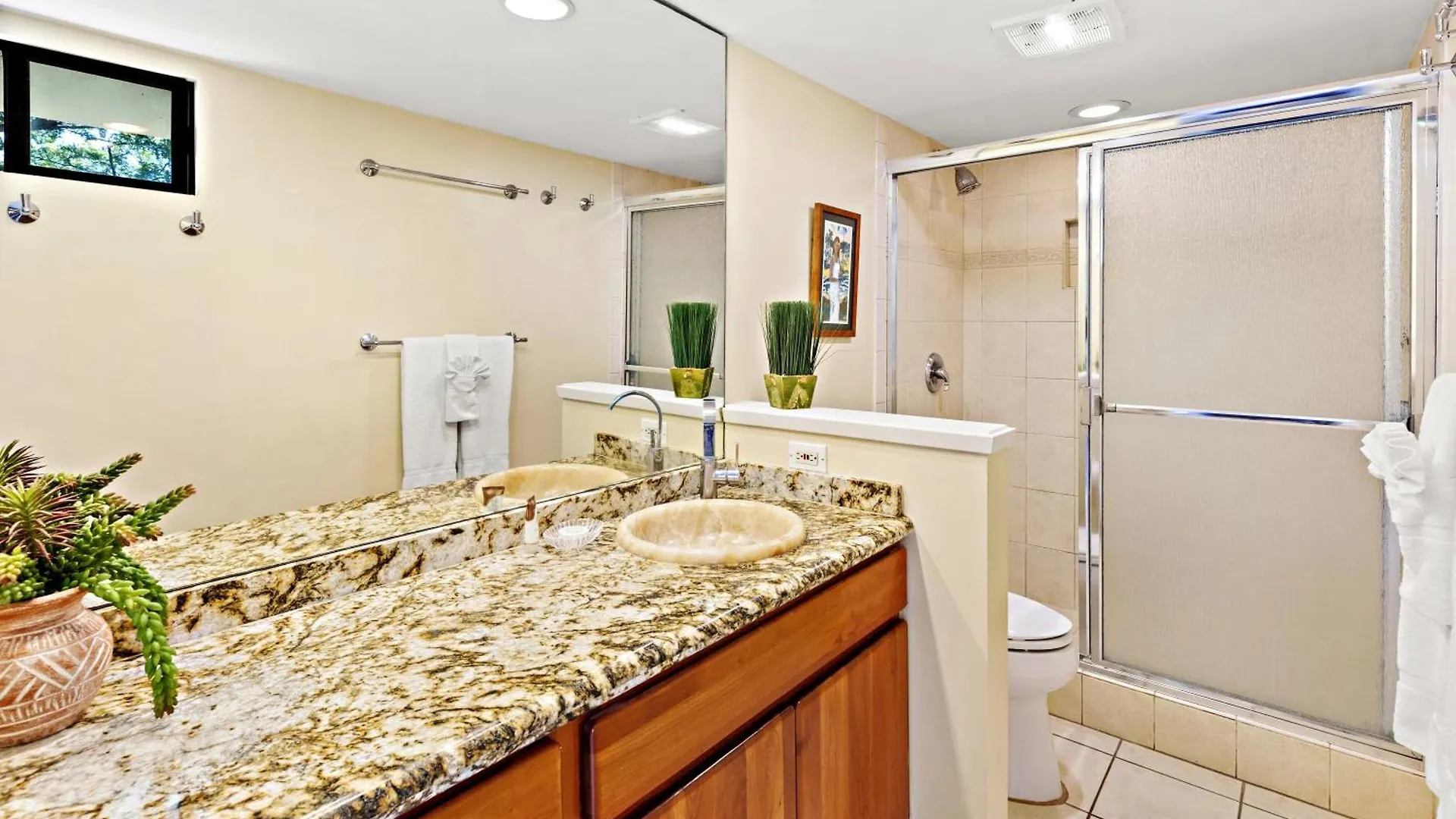 Hololani A203 Villa Kahana United States